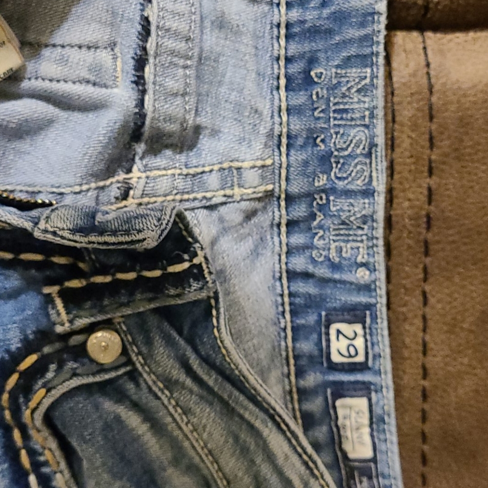 Jeans - Picture 3 of 3